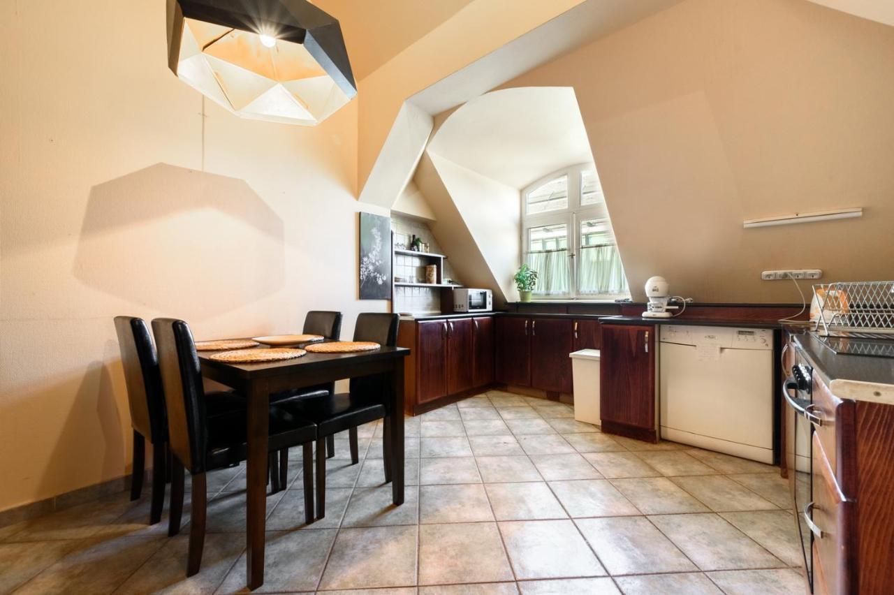 View To The Roofs Luxury Apartment With 2 Bedrooms Budapest Exterior photo